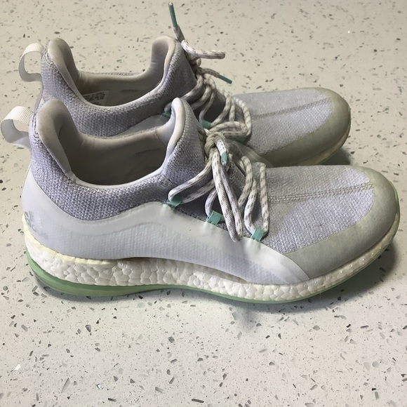 Adidas Womens GOLF Pureboost Xg 2 BB8013  Size 7.5 INSOLES MISSING - Picture 1 of 8